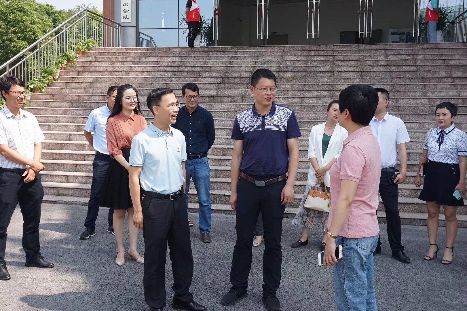 共青团重庆市永川区委书记陈小武一行赴泸州青年志愿者学院考察交流